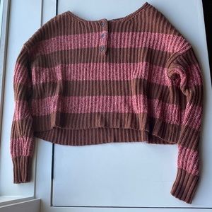 American Eagle red and brown cropped sweater